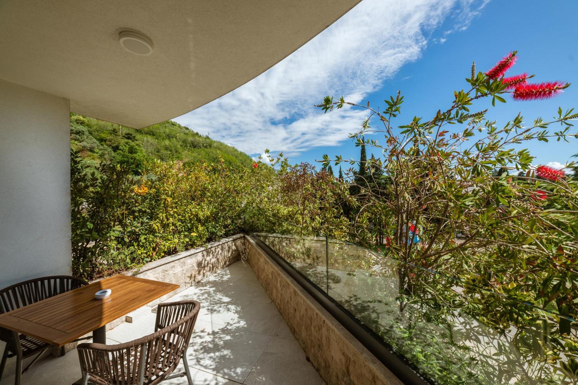 Hotel Imperial Conference & Spa Budva Exteriör bild