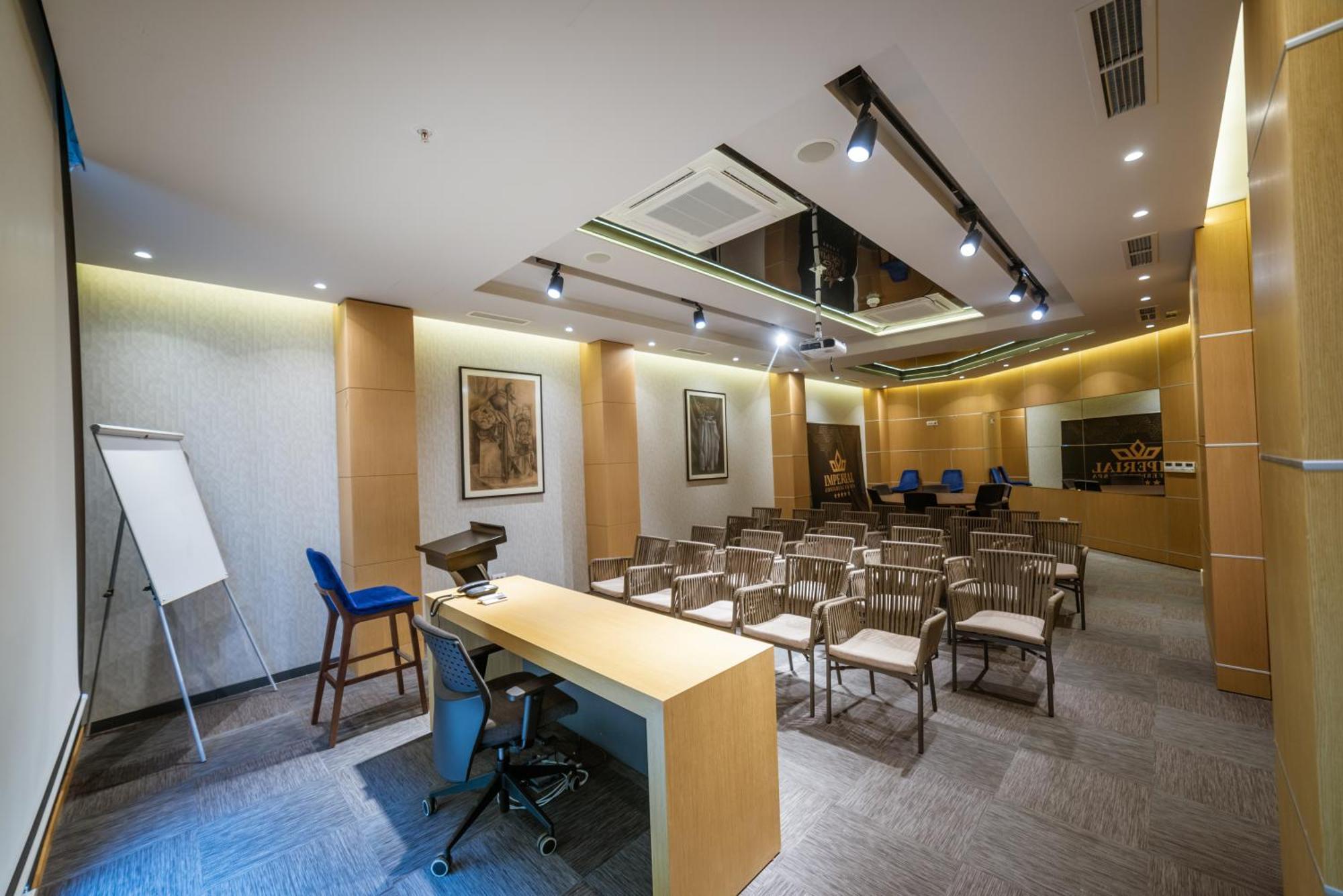Hotel Imperial Conference & Spa Budva Exteriör bild
