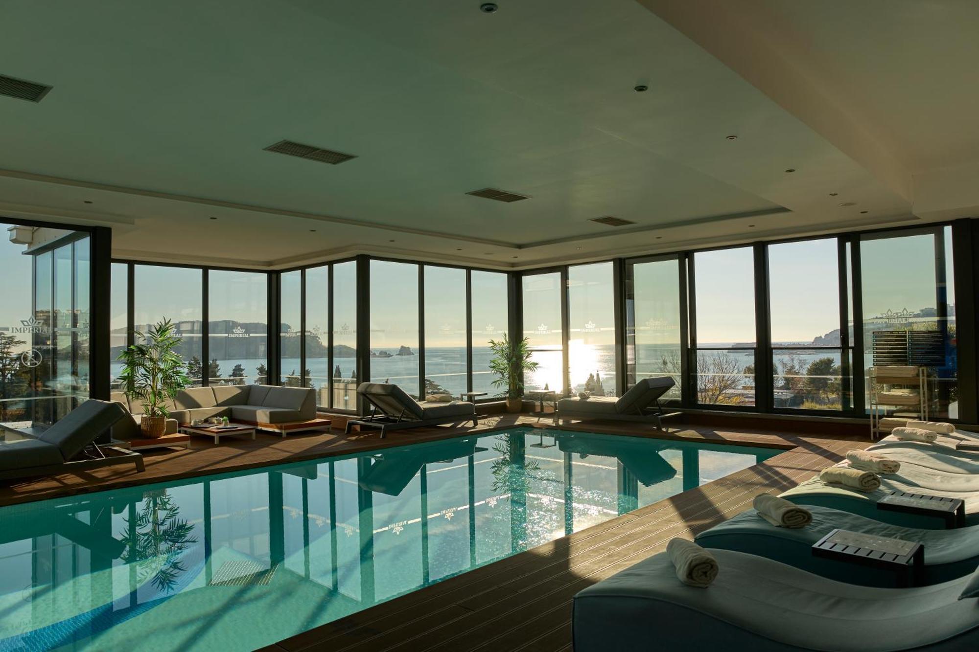 Hotel Imperial Conference & Spa Budva Exteriör bild